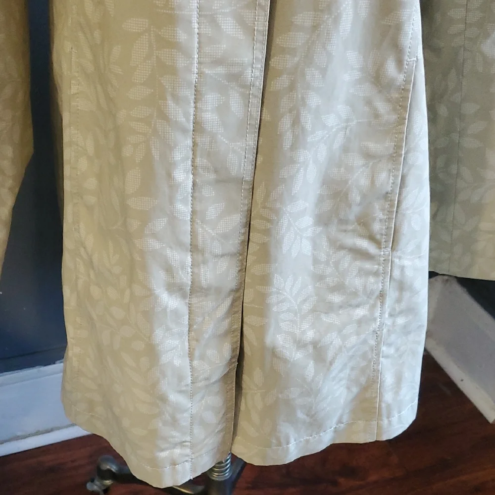 Eddie Bauer Light Tan Trench Coat - Picture 9 of 16